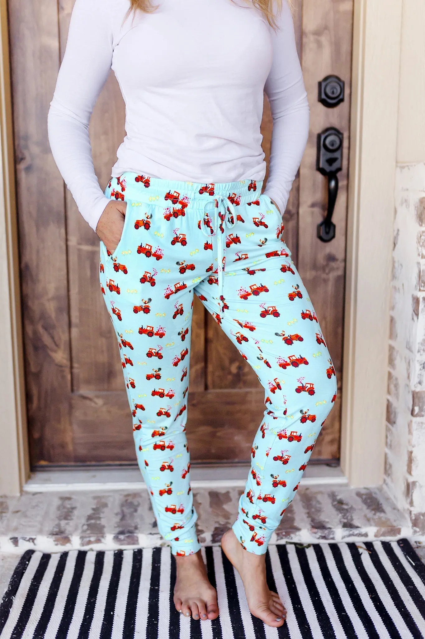 Farm Friends With Red Tractors Women's Jogger Style Pj Pants